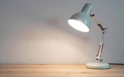 Best Desk Lamps for PC Setup: Twelve Monitor Bars and Task Lights